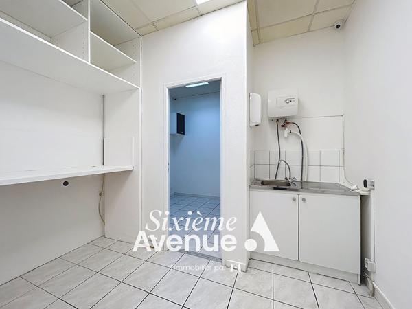 Local commercial 46.97 m2