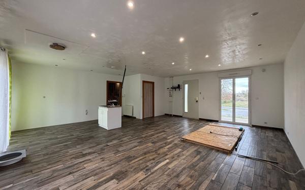 Maison à vendre    2 pièces • 71 m2 Maizy