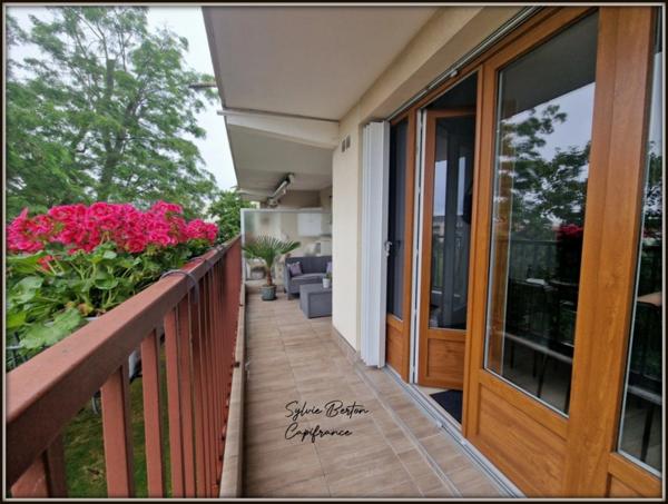 Appartement à vendre 4 pièces LIVRY GARGAN - 84 m2 - Balcon, une cave et deux places de parking