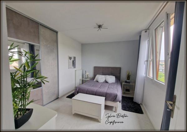Appartement à vendre 4 pièces LIVRY GARGAN - 84 m2 - Balcon, une cave et deux places de parking