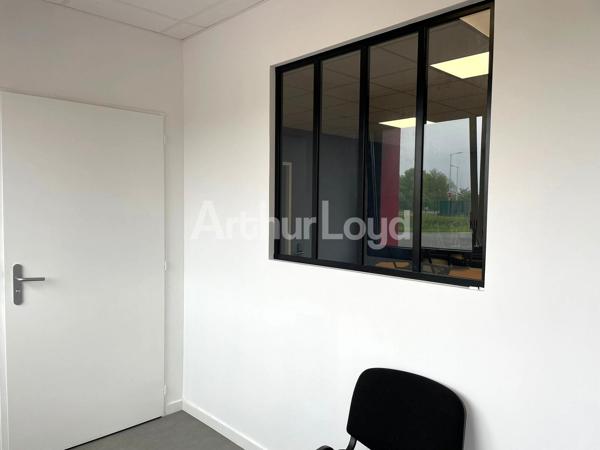 BUREAUX RÉNOVÉS À COQUELLES
