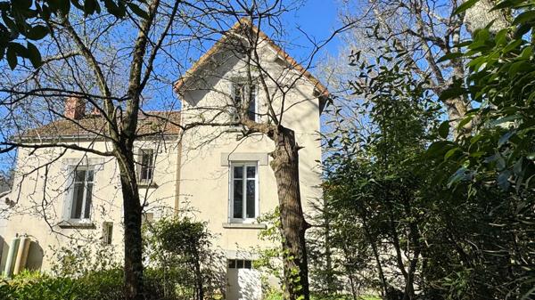 Maison de charme à Saint Sébastien Sur Loire 6 pièce(s) 110 m2