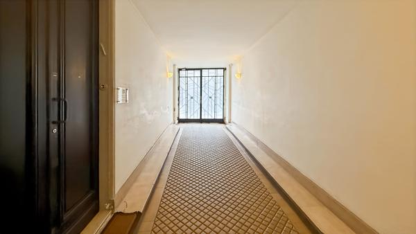 Studio atypique - 8,27 m² Carrez - 16ème arrondissement