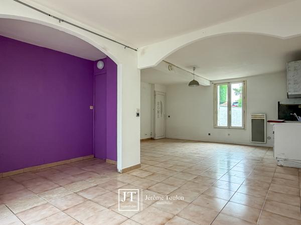 Appartement
                                                                                                                                                                                                                                                                                                                        1 pièce(s)                                                                                                                                                                                                                                                                                                                              43  m²