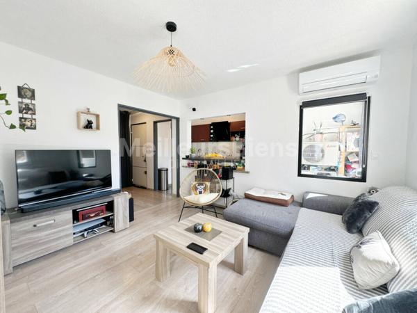 Appartement rénové T3 de 61 m2 avec garage