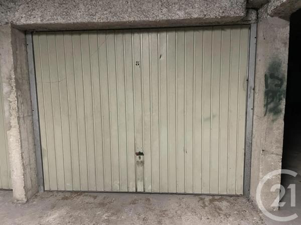 Parking à vendre  12,68 m 2   LORIENT  - 56