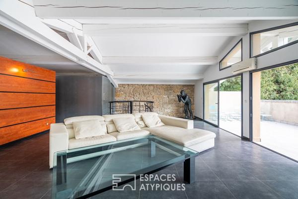 Ancien corps de ferme avec piscine