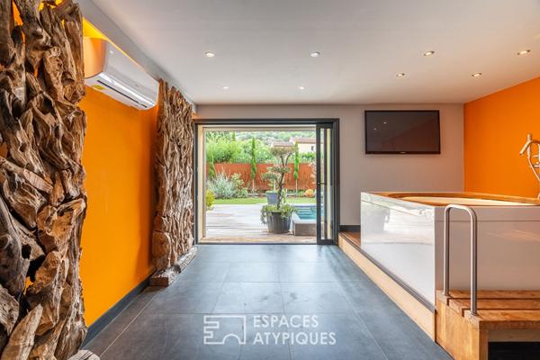 Ancien corps de ferme avec piscine