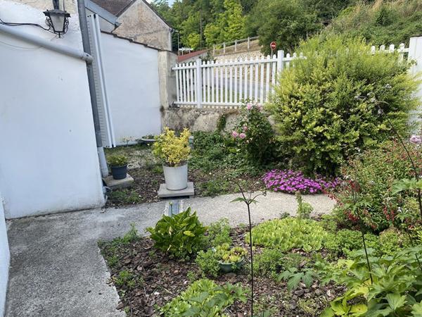 Maison Individuelle Avec Jardin