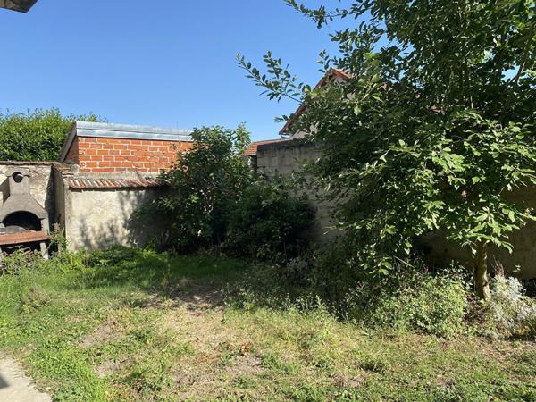 Maison Individuelle Avec Jardin