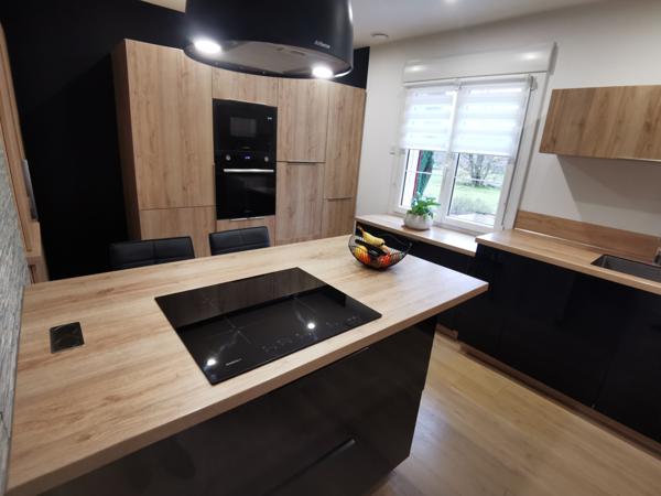 TRES JOLIE PAVILLON SUR 4002 m²