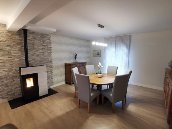 TRES JOLIE PAVILLON SUR 4002 m²