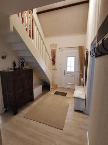 TRES JOLIE PAVILLON SUR 4002 m²