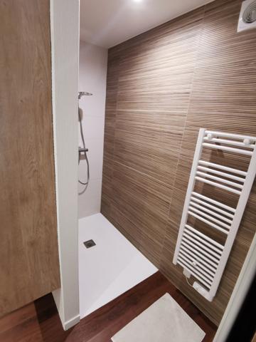 TRES JOLIE PAVILLON SUR 4002 m²