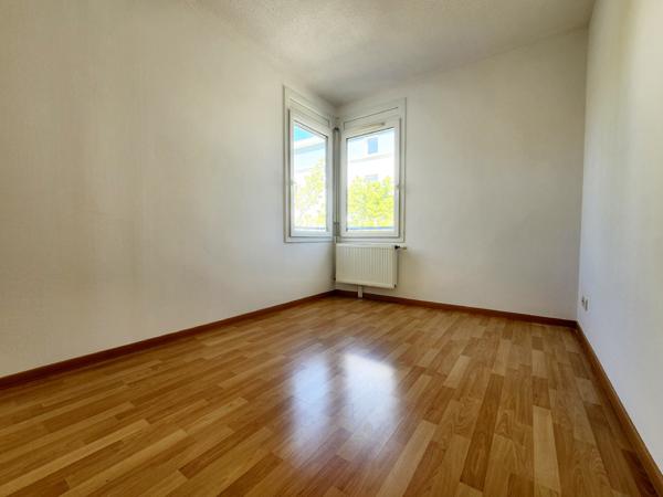 Appartement avec terrasse et garage à 2 mn de la Pépinière