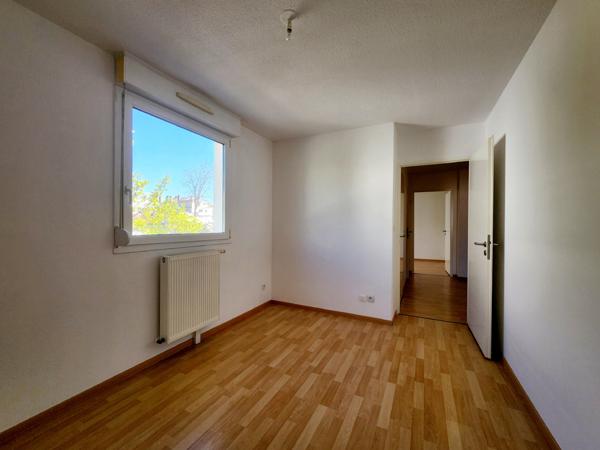 Appartement avec terrasse et garage à 2 mn de la Pépinière