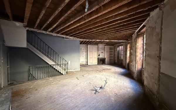 Appartement à vendre    2 pièces • 51 m2 L'Arbresle