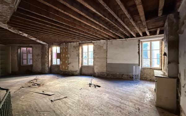 Appartement à vendre    2 pièces • 51 m2 L'Arbresle