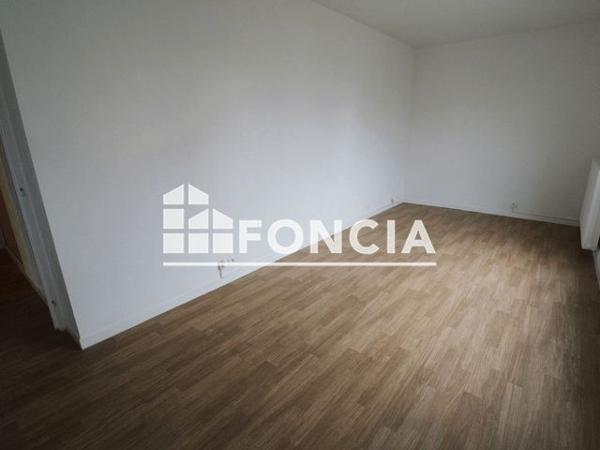 Location Studio 34.42 m² - 3 SQUARE DU NOZEROY Maurepas 78310