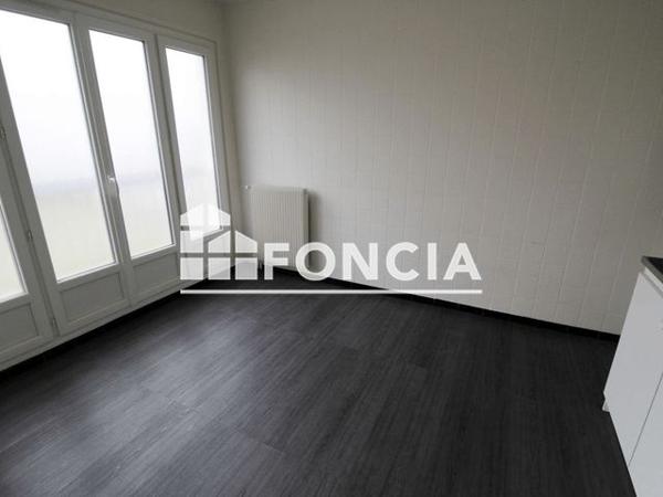 Location Studio 34.42 m² - 3 SQUARE DU NOZEROY Maurepas 78310