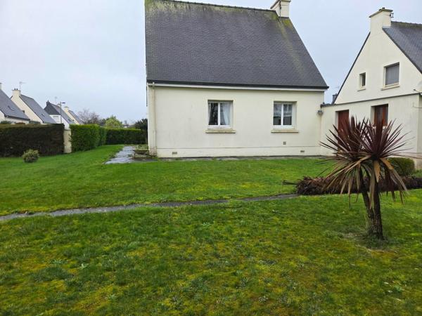 Maison à LA ROCHE-DERRIEN, 22450 - 5 pièces 96m²