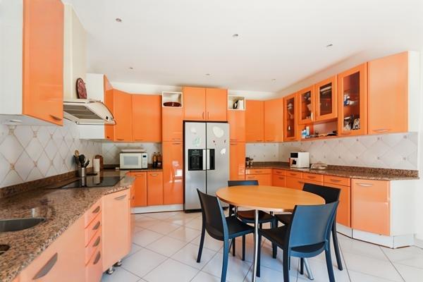 En Exclusivité Maison Allauch 13190 5 pièces de 213 m2 sur une parcelle de 1000m2 Allauch 13190