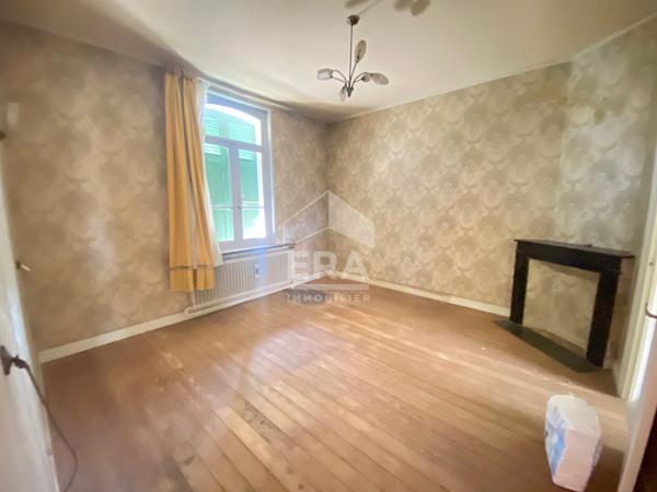 Maison 15 km AXE NORD de Sqiant-Quentin