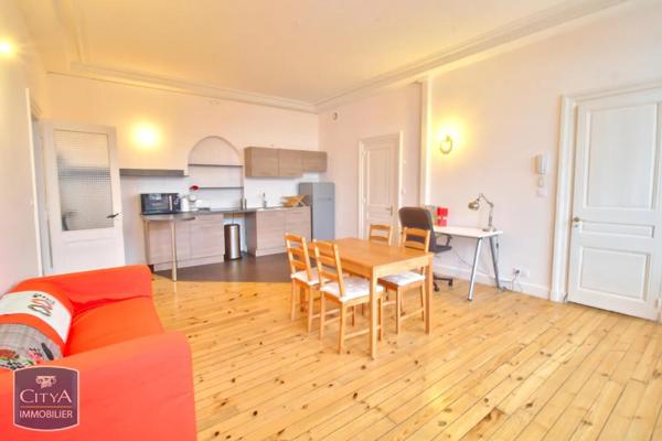 Appartement à louer 3 pièces 62.8m² Saint-Étienne (42000)