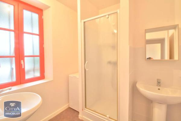 Appartement à louer 3 pièces 62.8m² Saint-Étienne (42000)