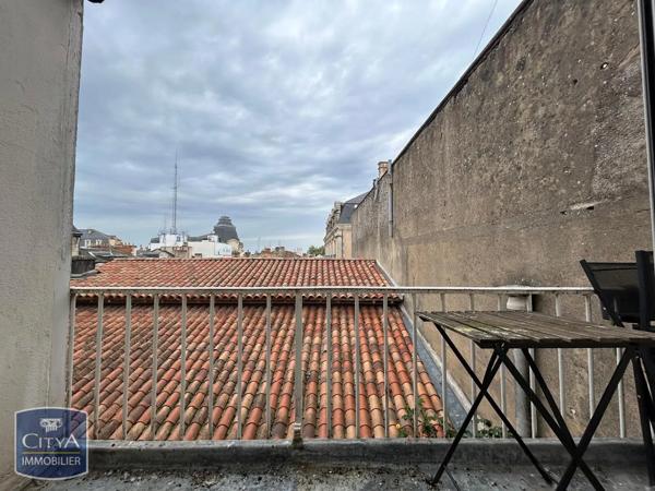 Appartement à louer 1 pièce 15.79m² Poitiers (86000)