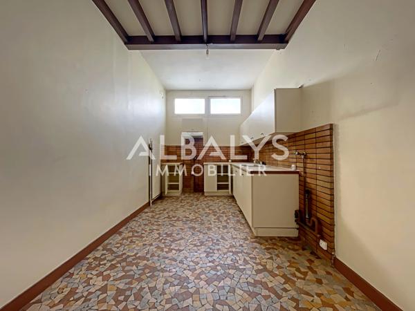 Immeuble 370 m²