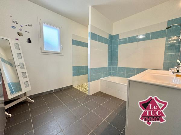 Maison contemporaine de plain-pied Penne-d'Agenais (47140)