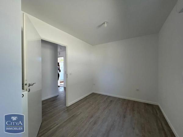 Appartement à louer 3 pièces 63.6m² Chartres (28000)