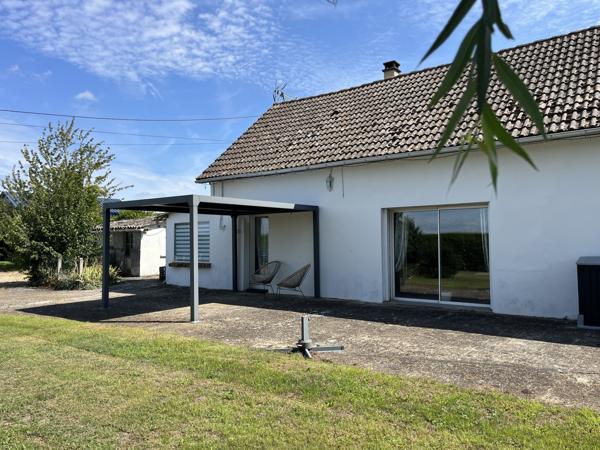 Ancien corps de ferme rénové – 5 Chambres – charme et potentiel à Mesnils-sur-Iton