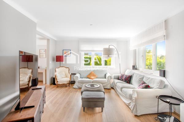 Superbe maison sur les hauteurs, 7p 5 chambres, de 183m² sur 1331m² de terrain, entièrement rénovée
