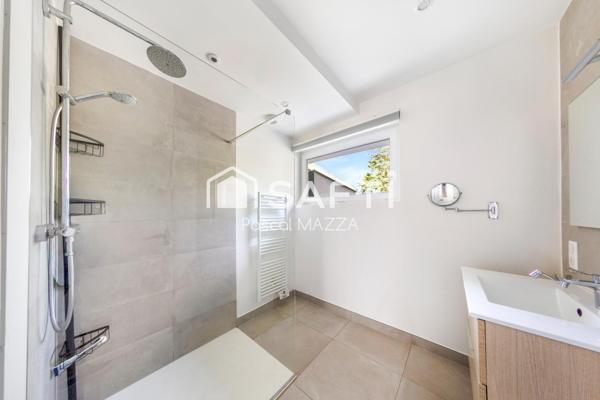 Superbe maison sur les hauteurs, 7p 5 chambres, de 183m² sur 1331m² de terrain, entièrement rénovée