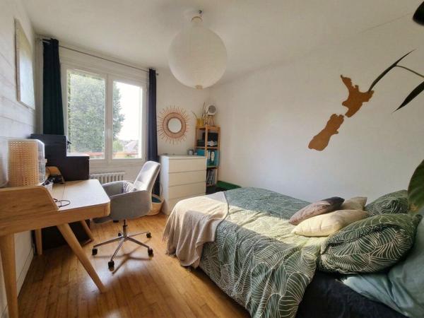 Appartement
         3 pièces
        - 70 m² Exclusivité 229 900 € *