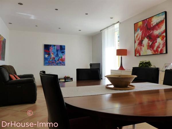 Immeuble à vendre 10 pièces de 195 m²