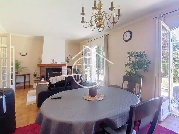 Pineuilh : Villa de plain-pied avec garage et jardin clos