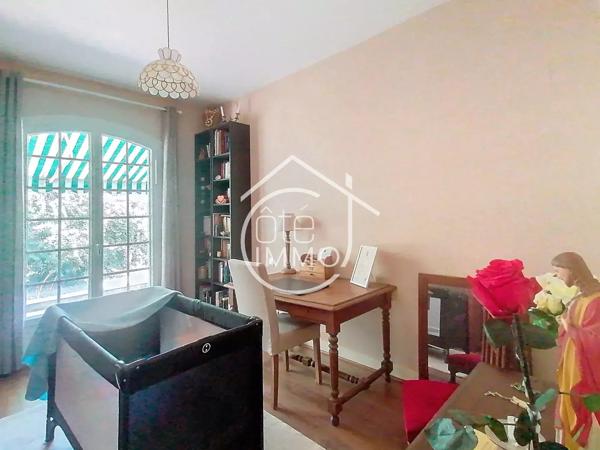 Pineuilh : Villa de plain-pied avec garage et jardin clos