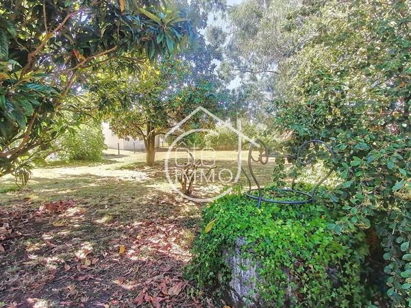 Pineuilh : Villa de plain-pied avec garage et jardin clos