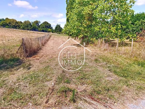 PRIGONRIEUX : Terrain constructible de 2534m²