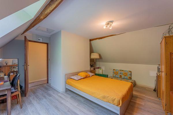 Maison de caractère 1900 , pleine de charme, dans le vouvrillon.