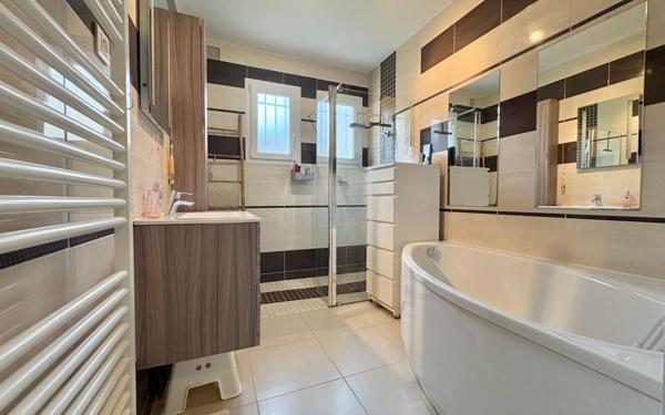 Maison à vendre    5 pièces • 126,10 m2 Dijon