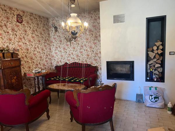 Maison de 112 m2, 3 chambres, garage et terrain.