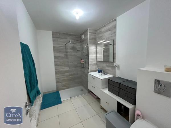 Appartement à louer 2 pièces 45.43m² Clermont-Ferrand (63000)