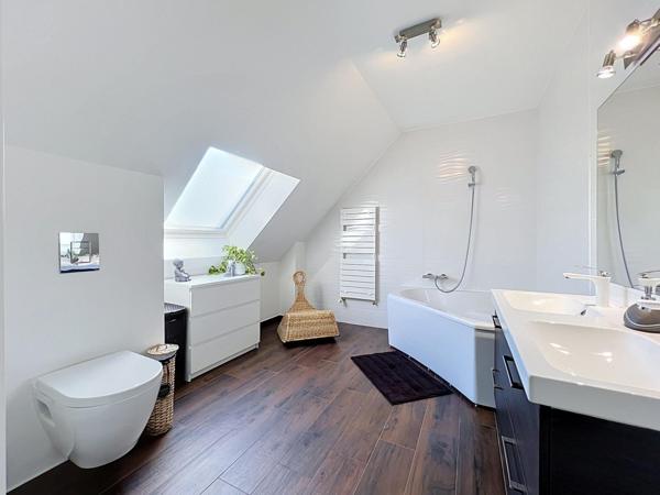 Maison à LOLIF, 50530 - 5 pièces 146m²