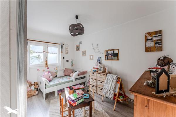 Maison à vendre |  Salles |  5 pièces | 173 m²