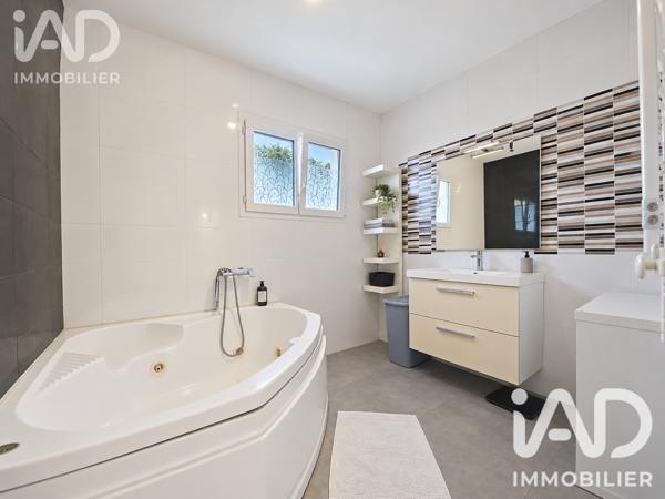 Maison à vendre 4 pièces 110 m² Les Adrets-de-l'Estérel