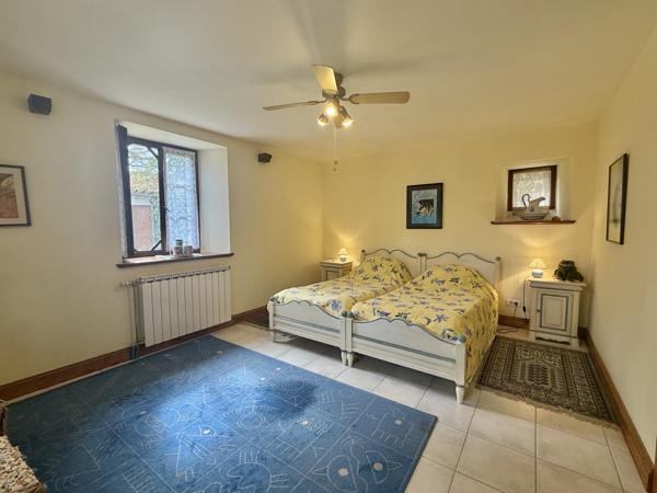 Bourg-de-Visa (82190) BOURG DE VISA Superbe Maison Quercynoise en Pierre avec Maison d’Amis, Appartement, Piscine